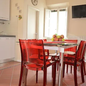  Apartment La Casa Di Rachele Italy
