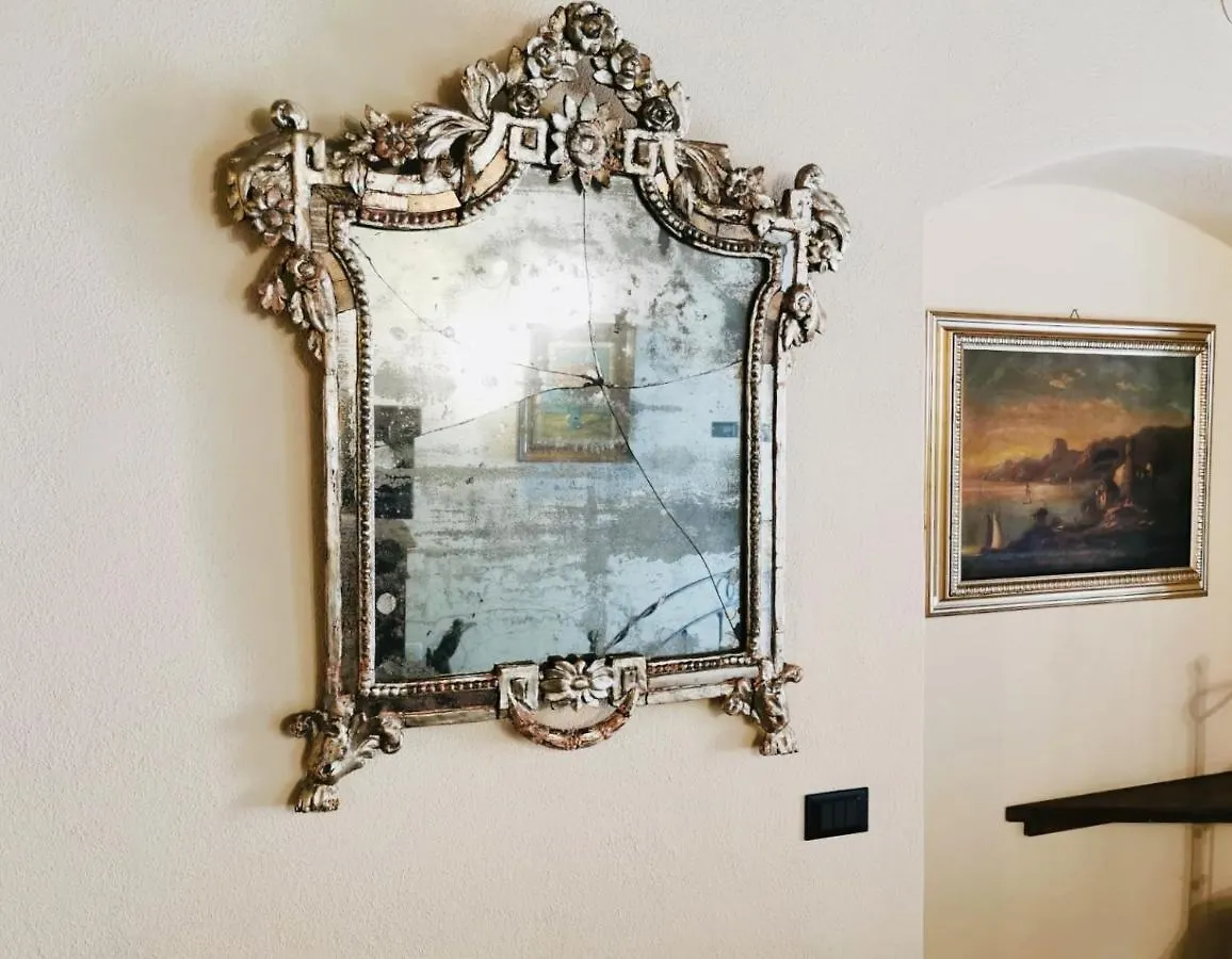 ** فندق مبيت وإفطار بيرغامو Angolo Del Poeta إيطاليا